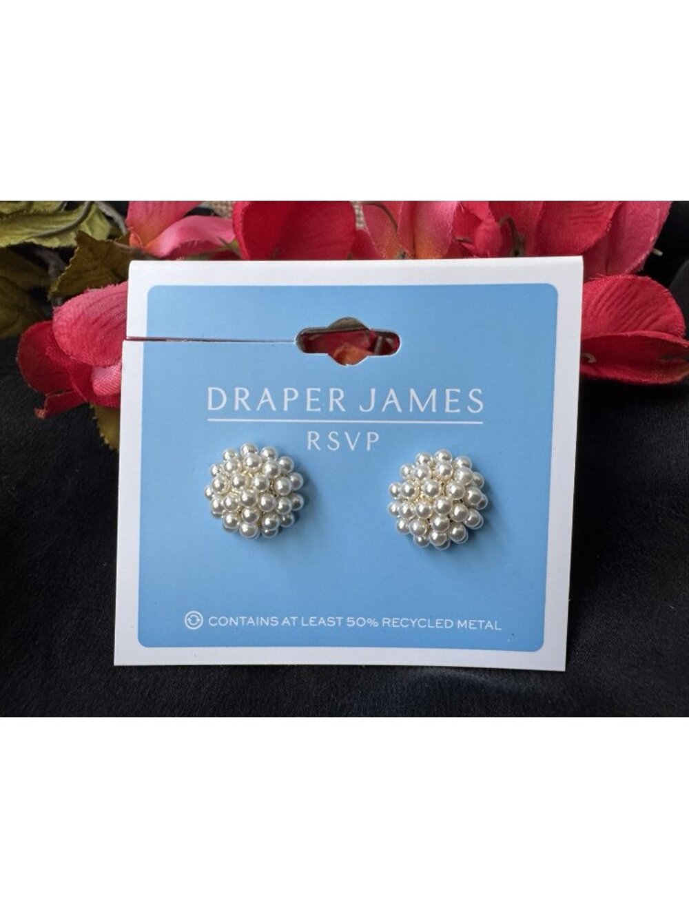 Draper James RSVP Small Dainty Pearl Cluster Stud Earrings GoldTone Classic NEW